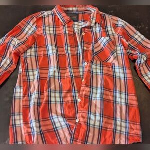 I Love H81 Red Plaid Long-Sleeve Button-Down Shirt